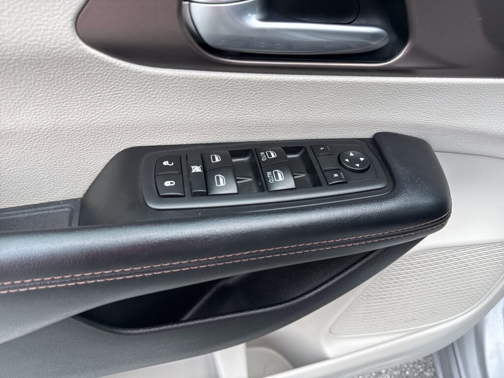 2017 Chrysler Pacifica LX