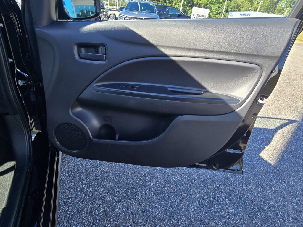 2024 Mitsubishi Mirage G4 LE