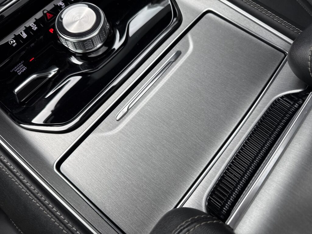 2025 Jeep Wagoneer Series II Carbide