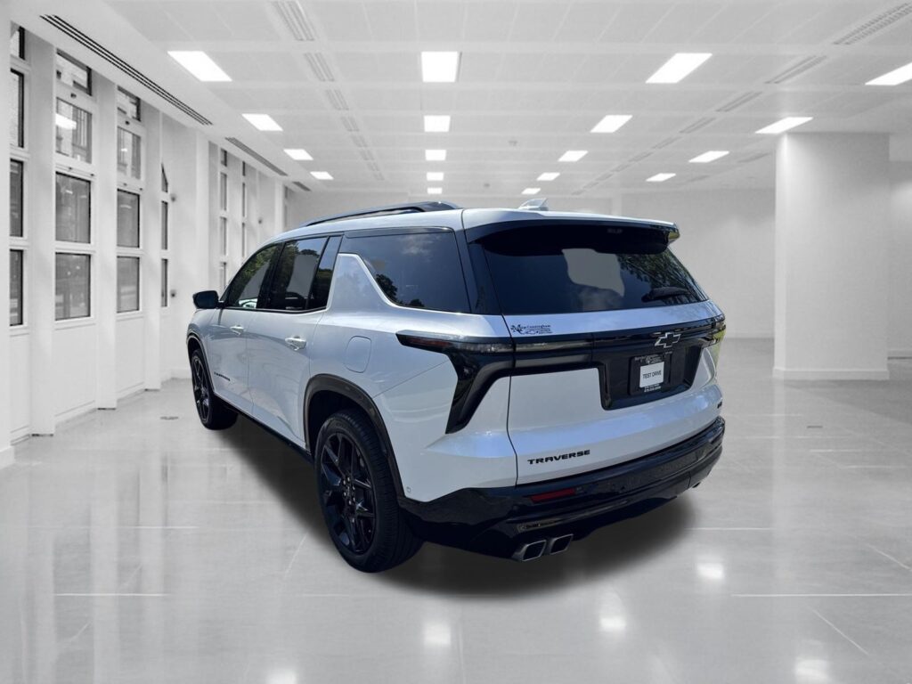 2025 Chevrolet Traverse FWD RS