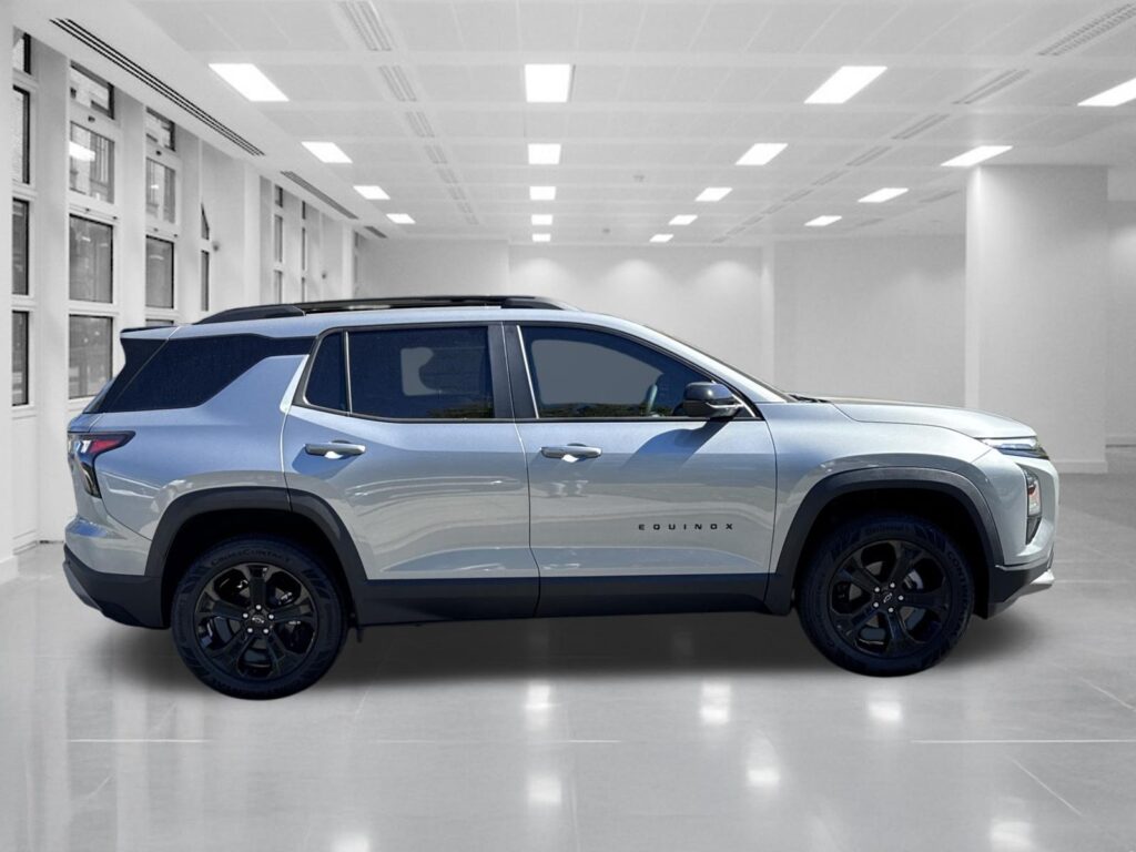 2027 Chevrolet Equinox FWD LT