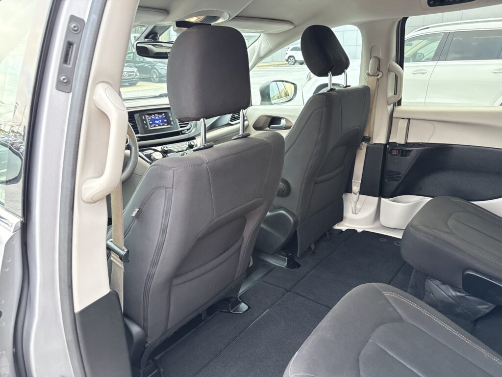 2017 Chrysler Pacifica LX