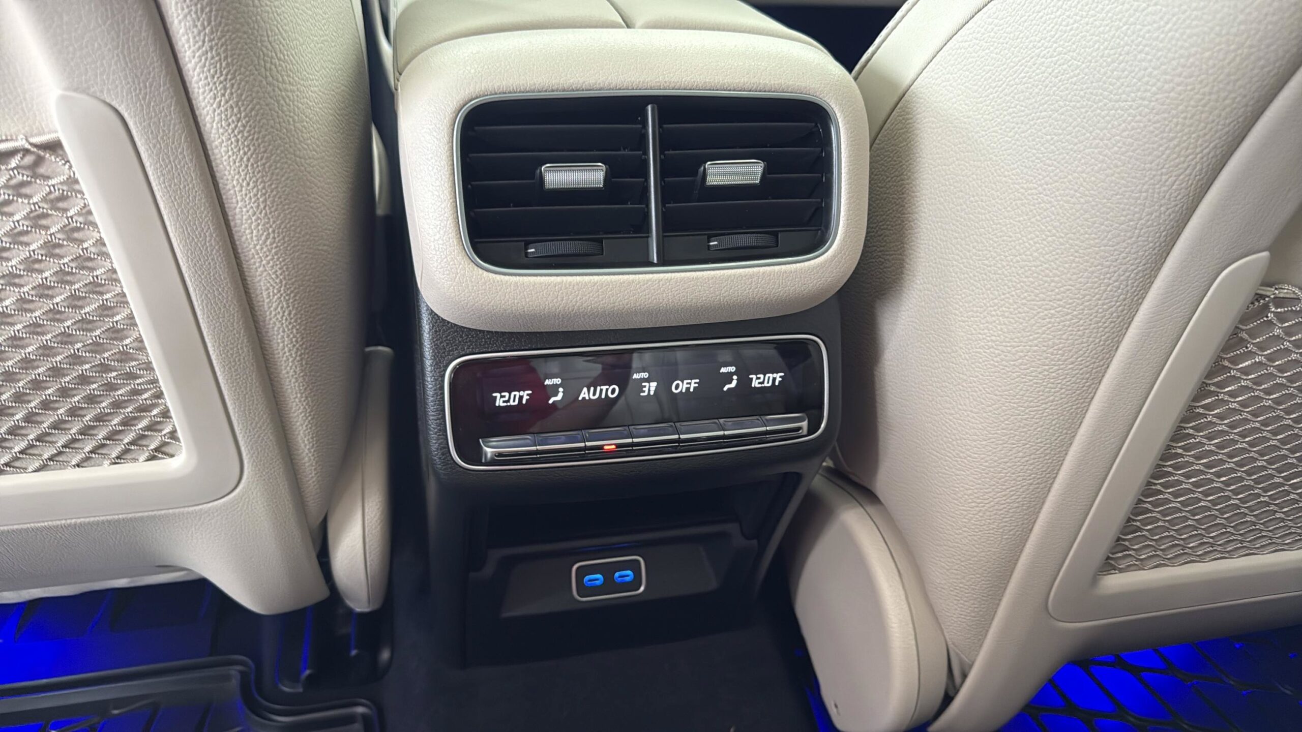 2026 Mercedes-Benz  GLS 450