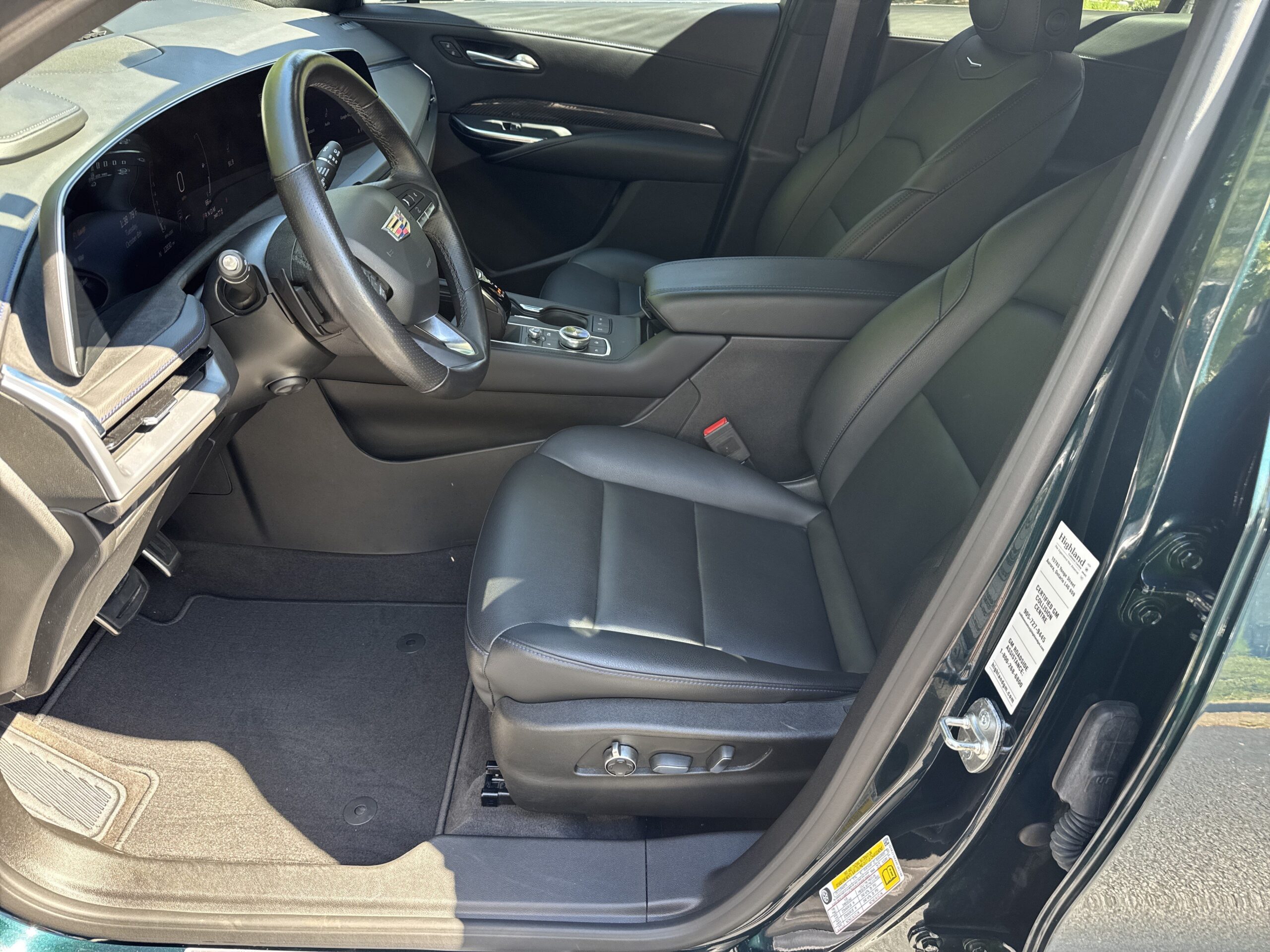 2024 Cadillac XT4 AWD Sport