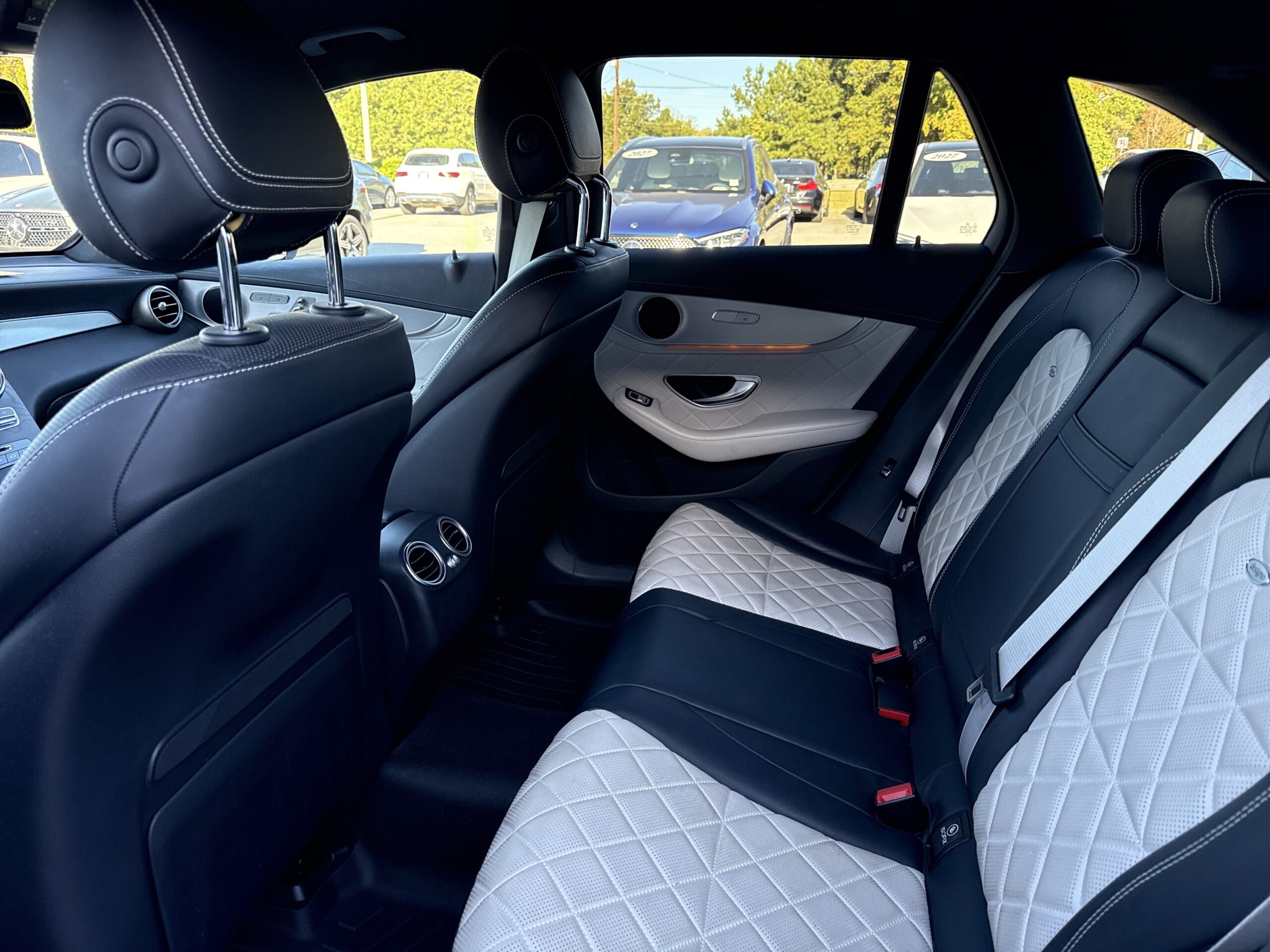 2016 Mercedes-Benz  GLC 300