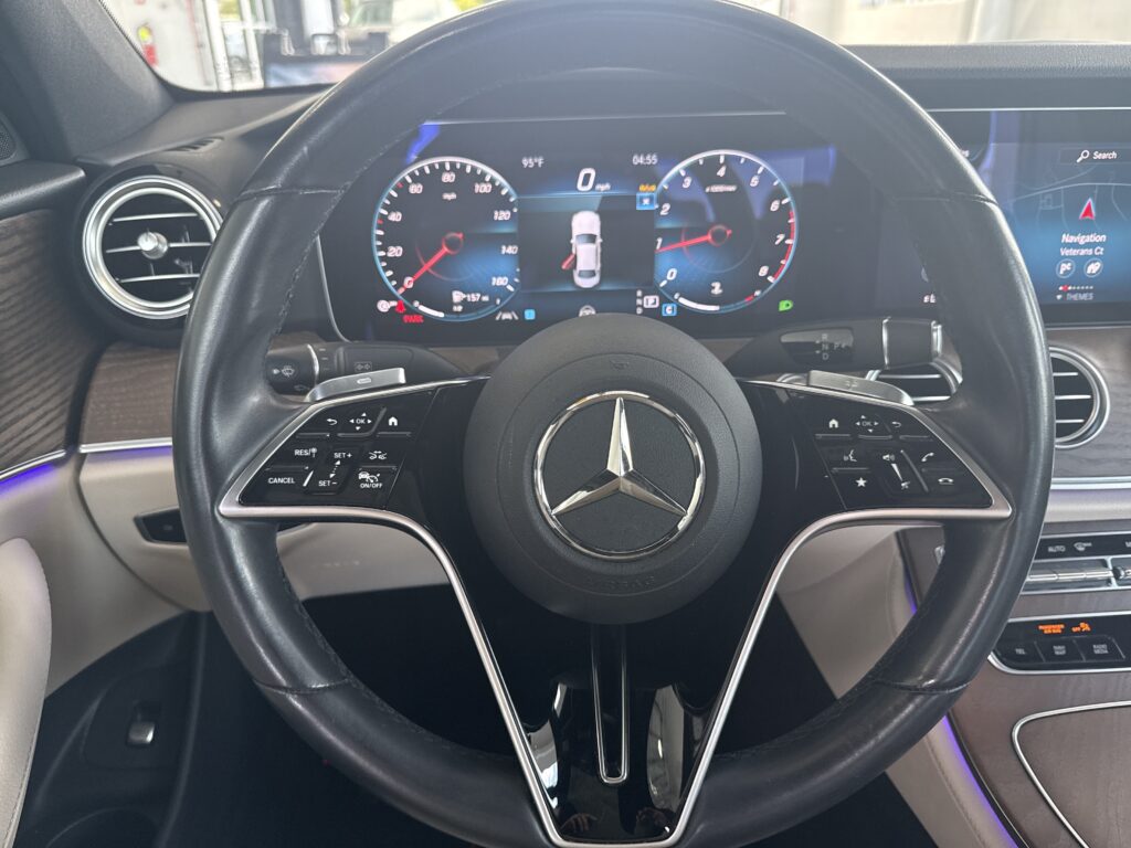 2022 Mercedes-Benz  E 350
