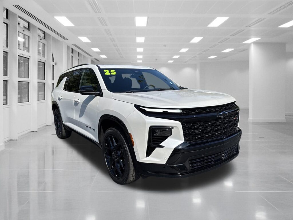 2025 Chevrolet Traverse FWD RS