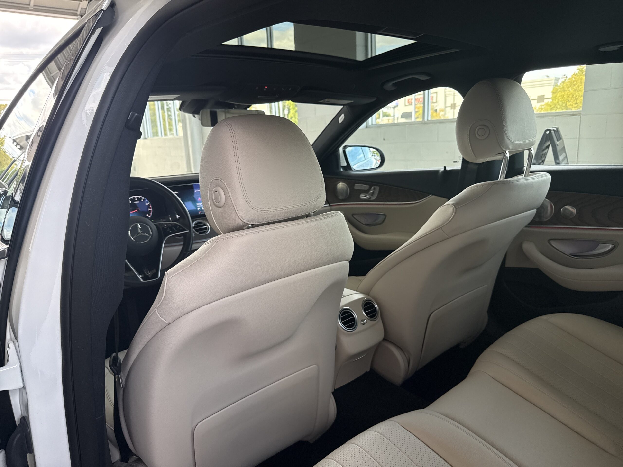 2022 Mercedes-Benz  E 350