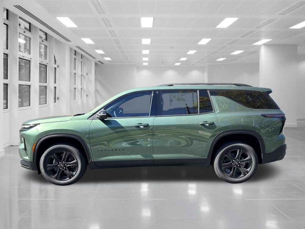 2027 Chevrolet Traverse FWD LT