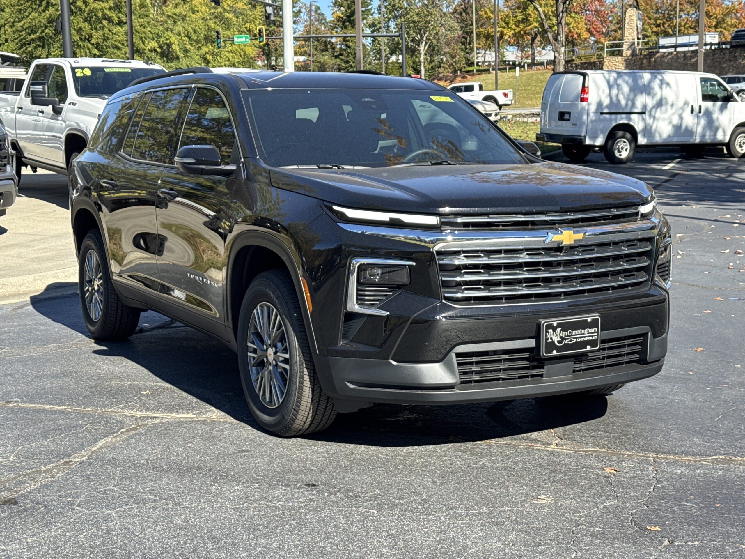 2026 Chevrolet Traverse FWD LT