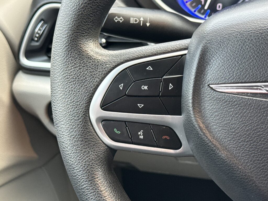 2017 Chrysler Pacifica LX