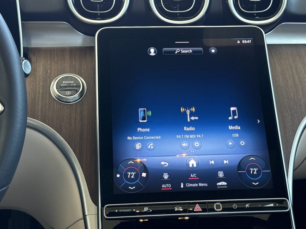 2024 Mercedes-Benz  C 300