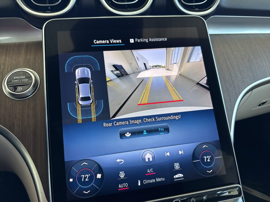 2024 Mercedes-Benz  C 300