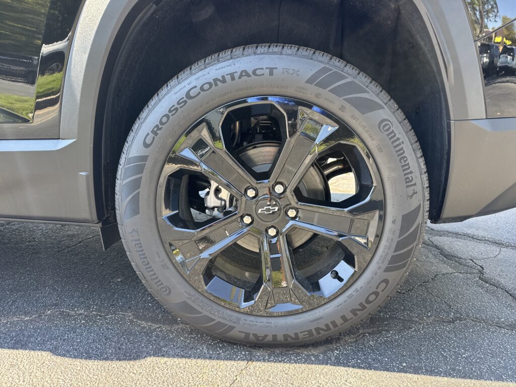 2027 Chevrolet Equinox AWD LT