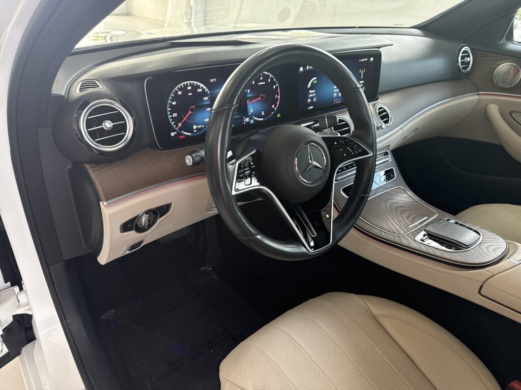 2022 Mercedes-Benz  E 350