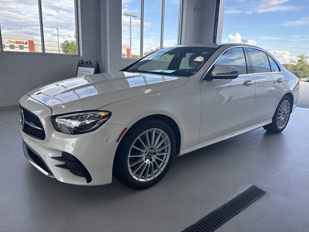 2022 Mercedes-Benz  E 350