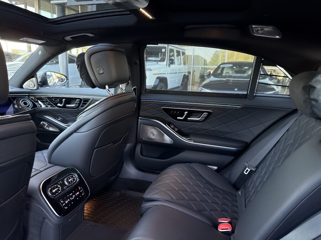2027 Mercedes-Benz  S 580