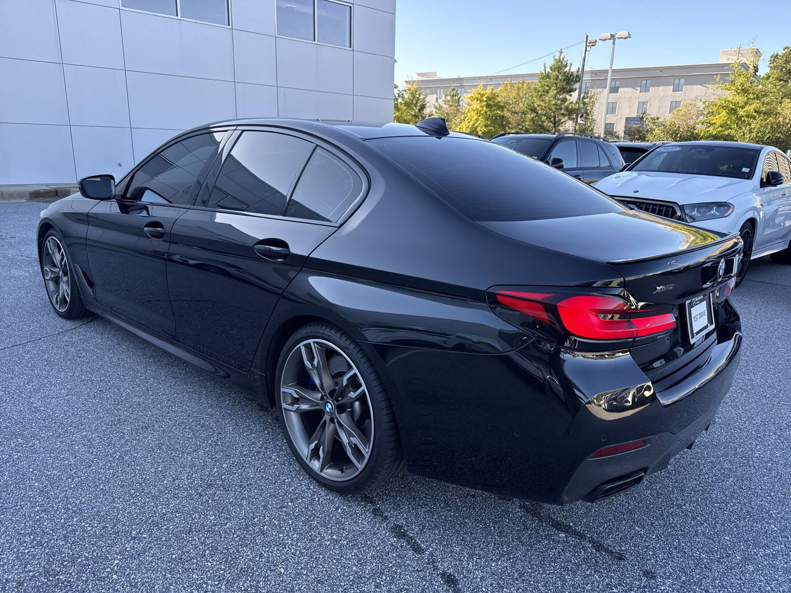 2022 BMW  M550i xDrive