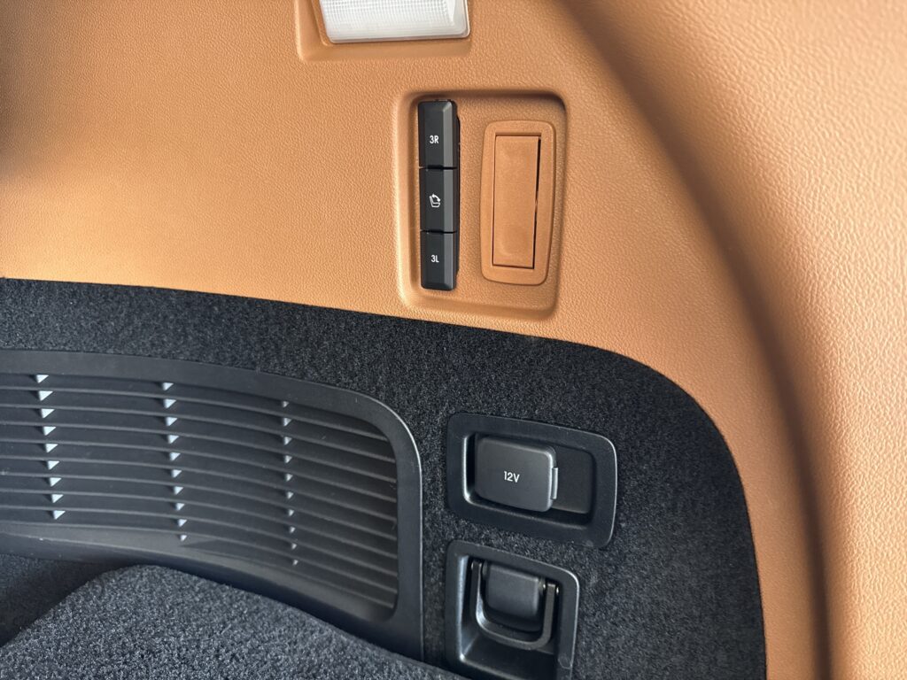 2022 Lincoln Aviator Black Label