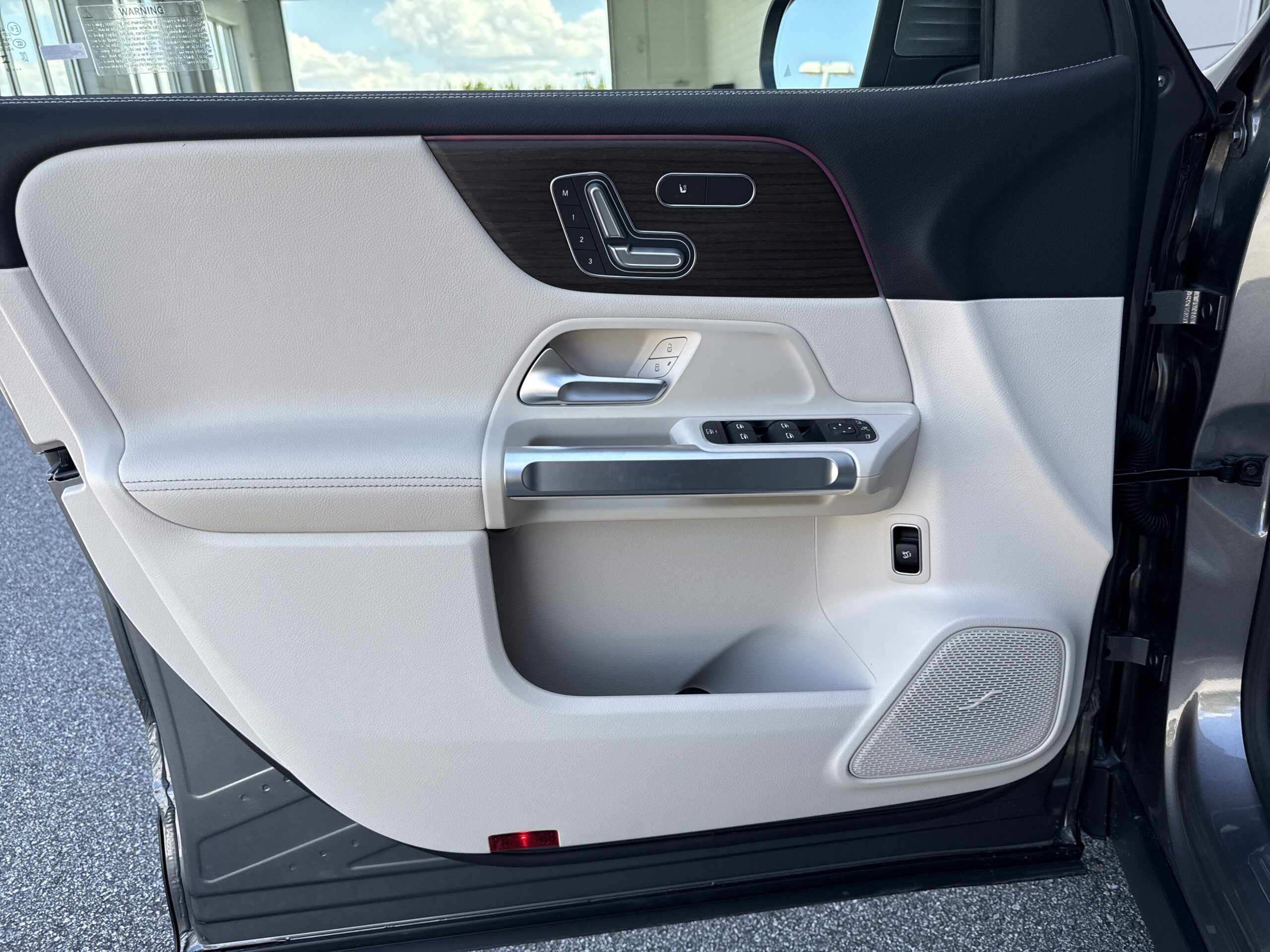 2026 Mercedes-Benz  GLB 250