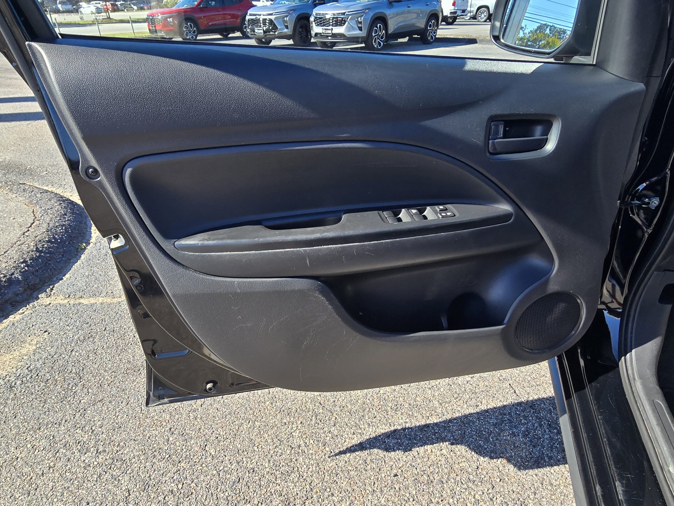 2024 Mitsubishi Mirage G4 LE