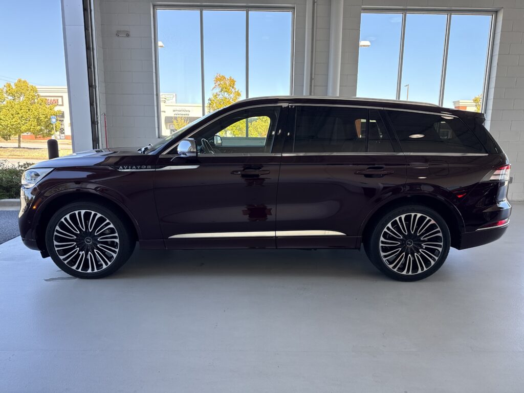 2022 Lincoln Aviator Black Label