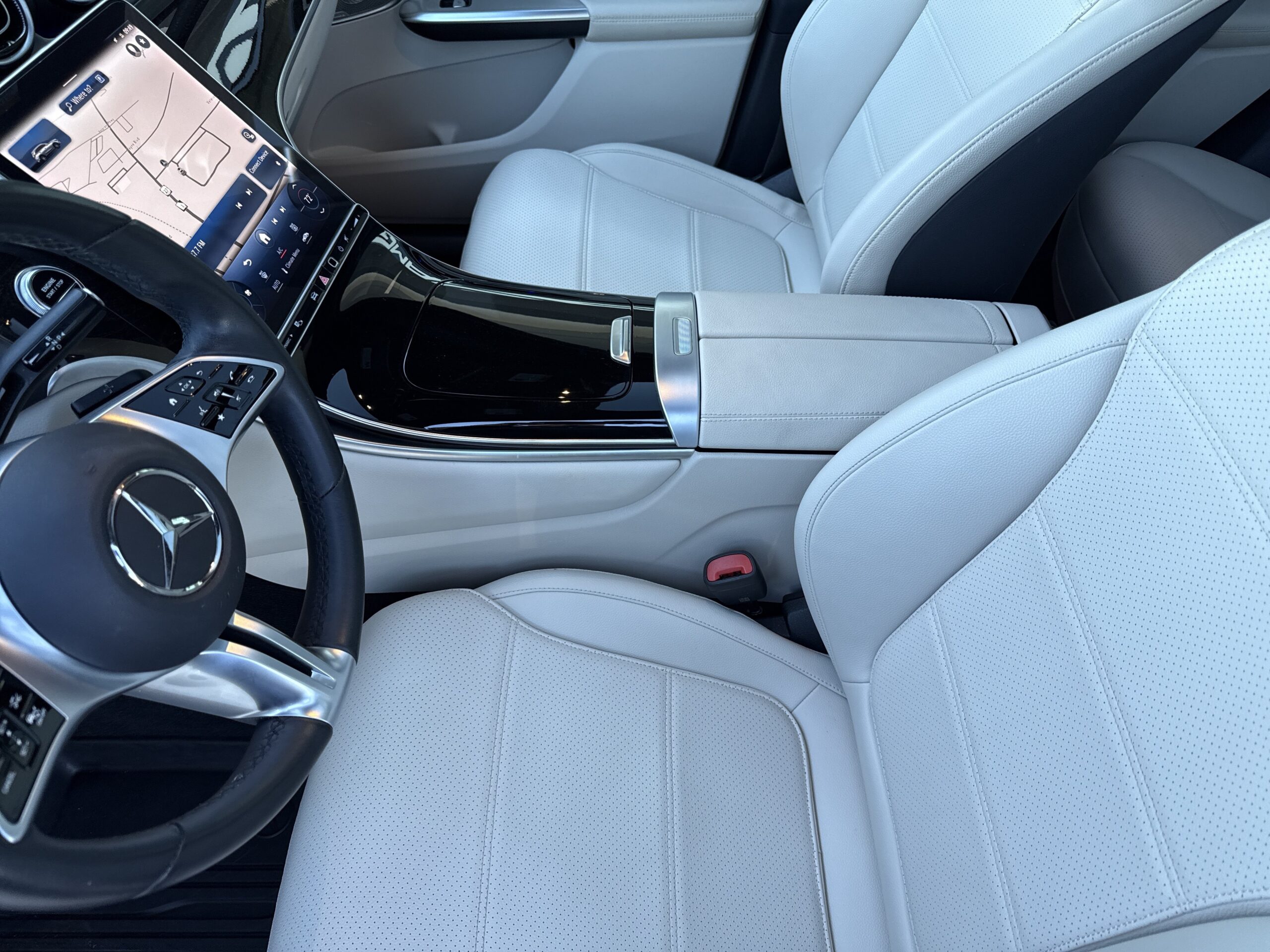 2024 Mercedes-Benz  GLC 300