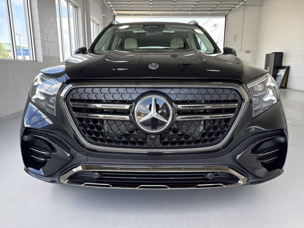 2027 Mercedes-Benz  GLS 450