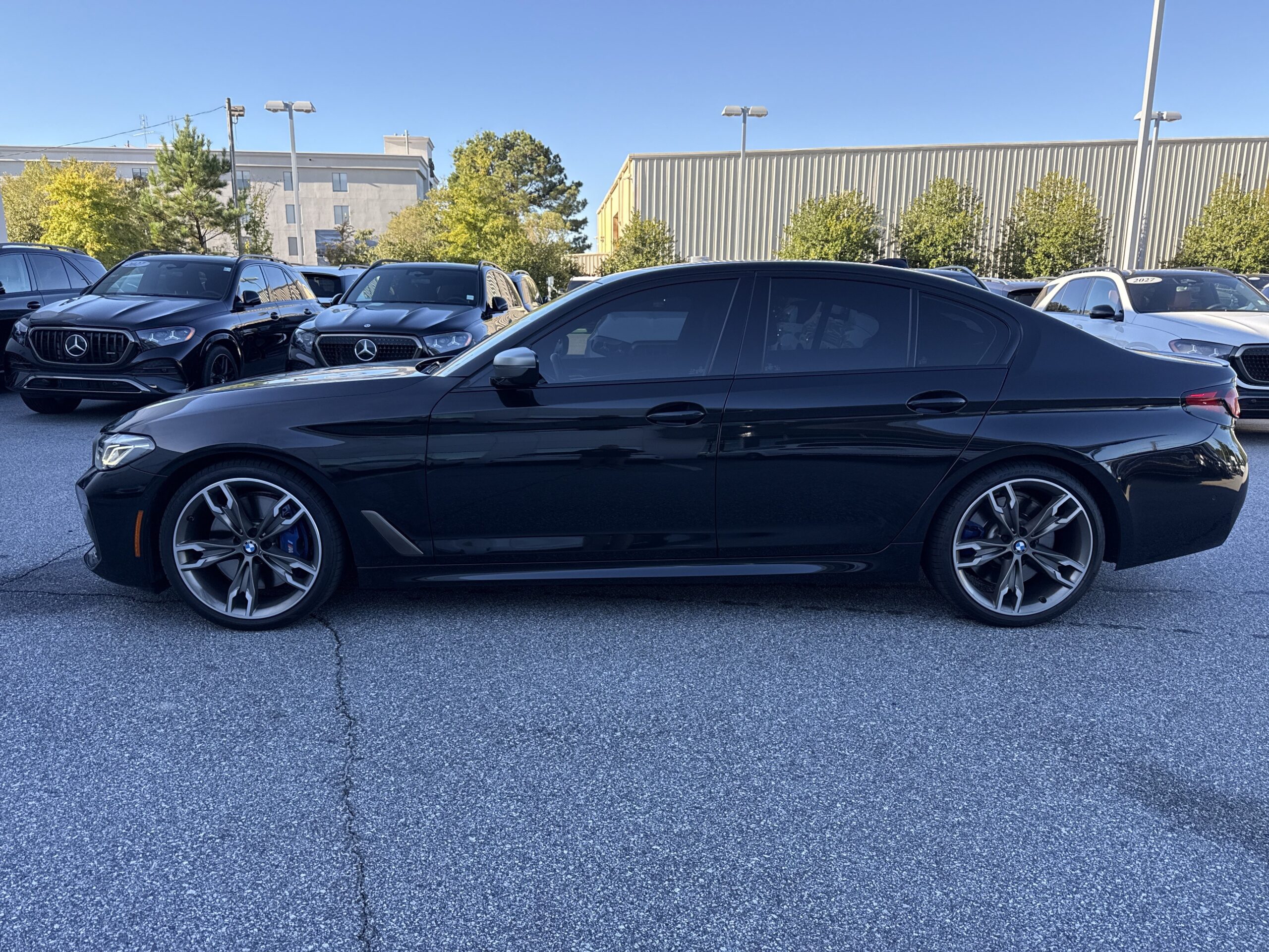 2022 BMW  M550i xDrive