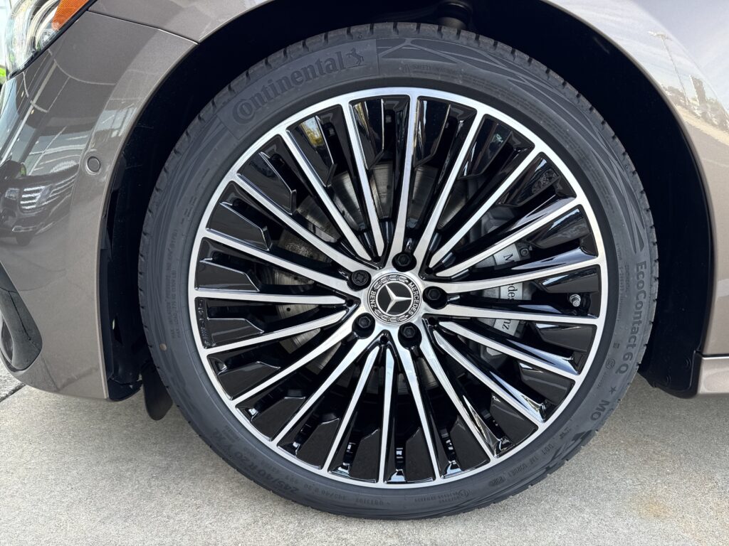 2027 Mercedes-Benz  E 450