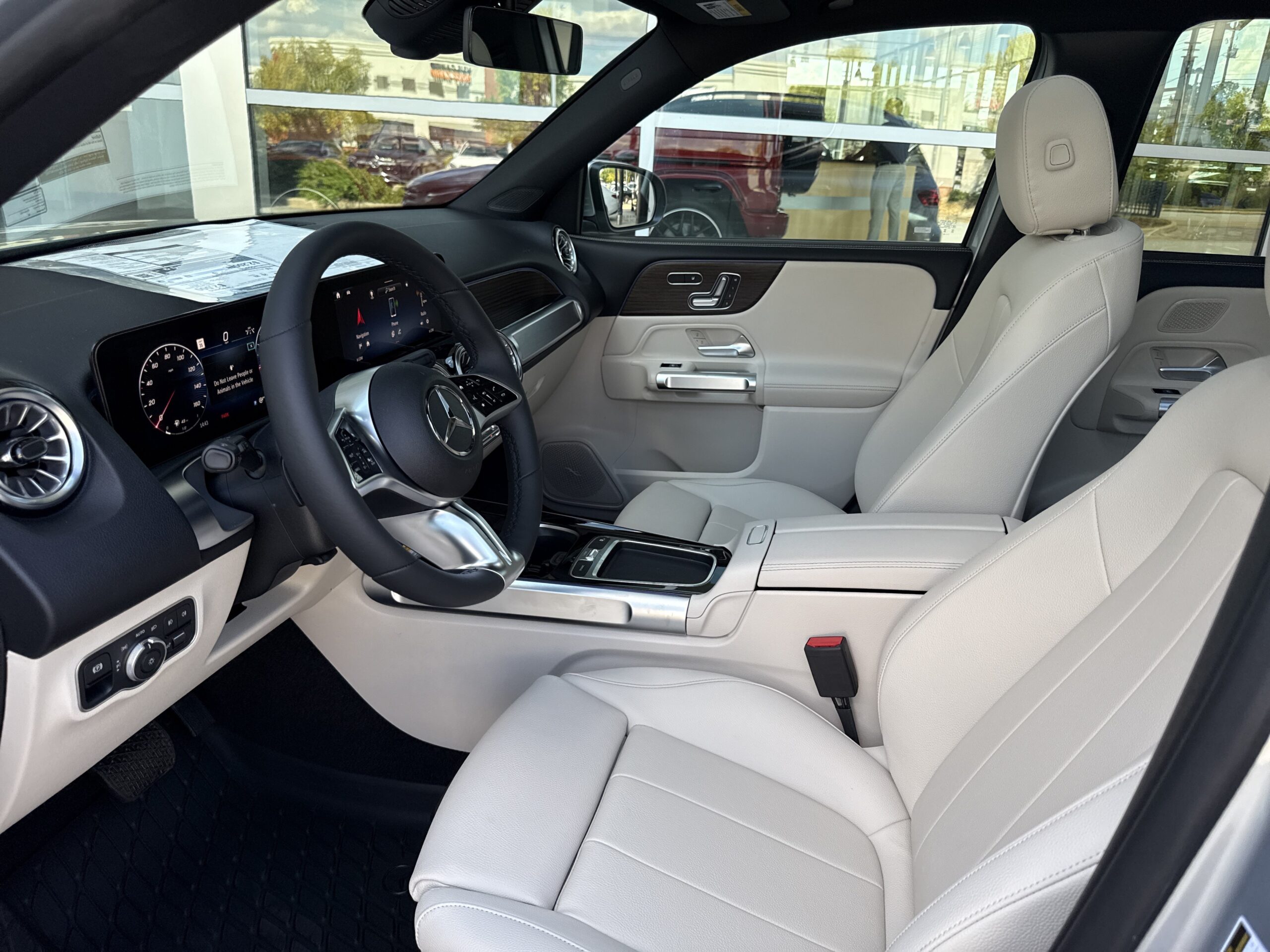 2026 Mercedes-Benz  GLB 250