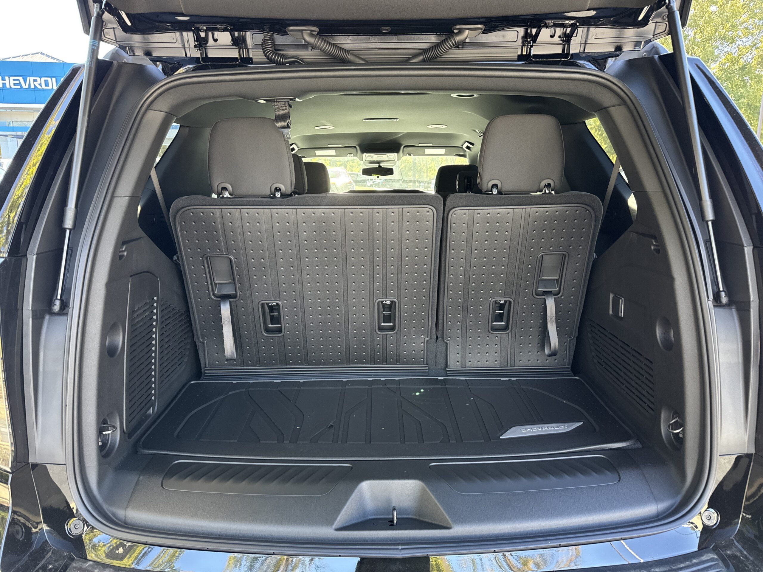 2027 Chevrolet Tahoe LS