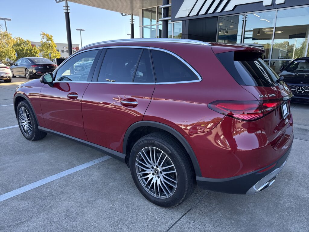 2024 Mercedes-Benz  GLC 300
