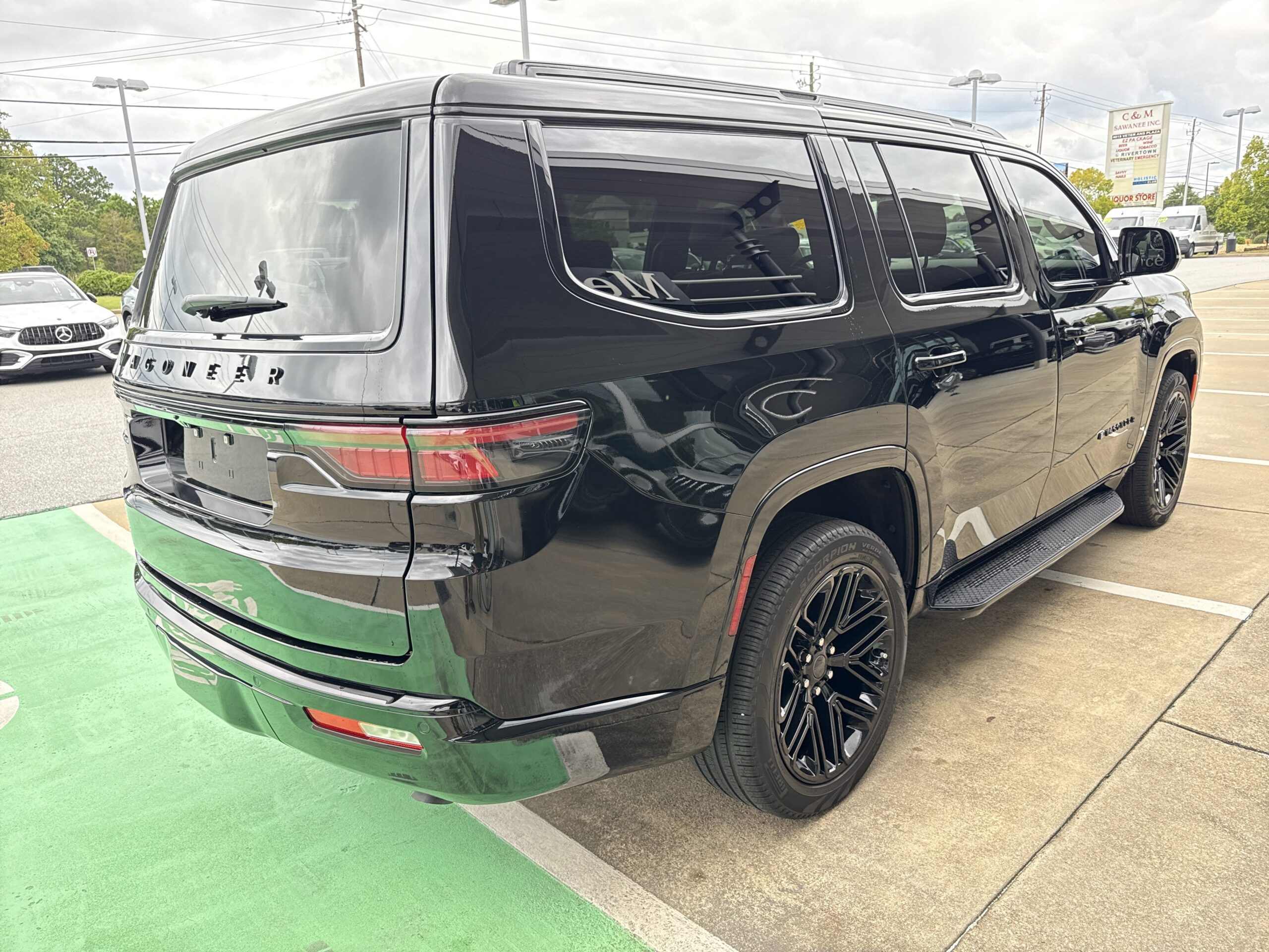 2025 Jeep Wagoneer Series II Carbide