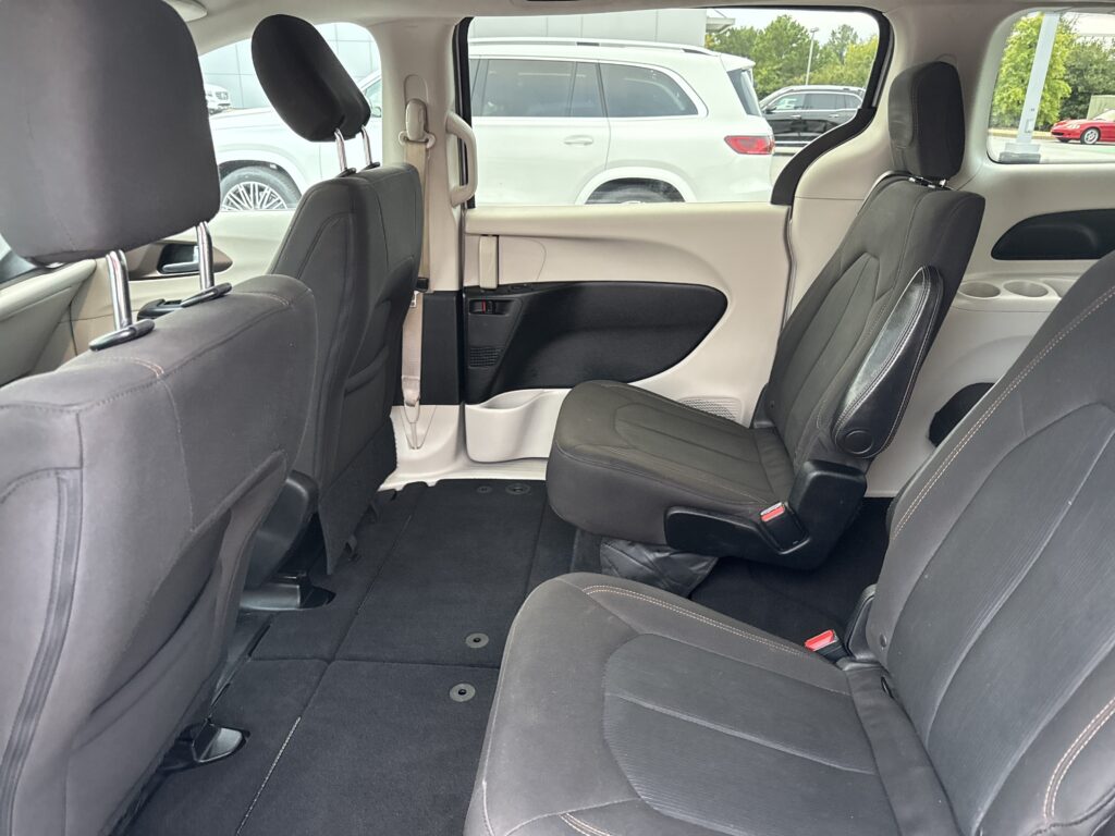 2017 Chrysler Pacifica LX