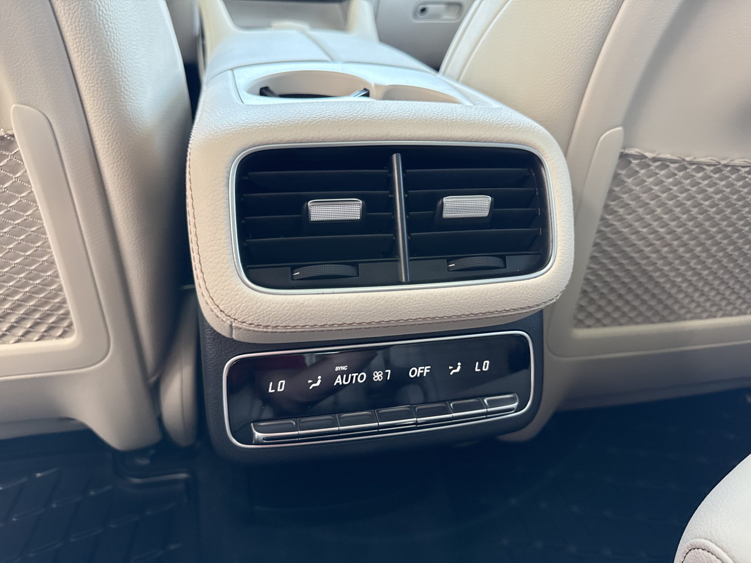 2027 Mercedes-Benz  GLS 450