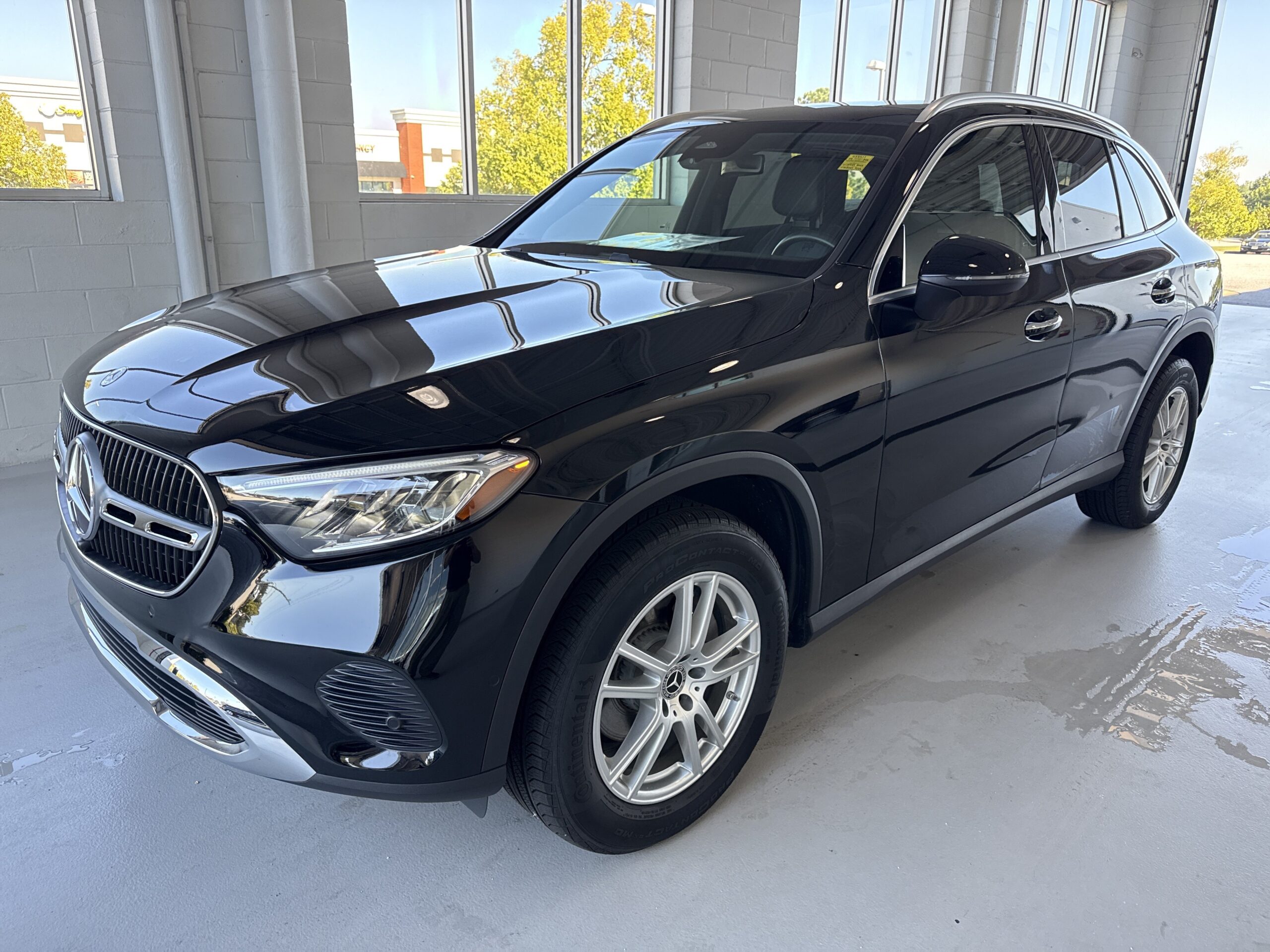 2025 Mercedes-Benz  GLC 300