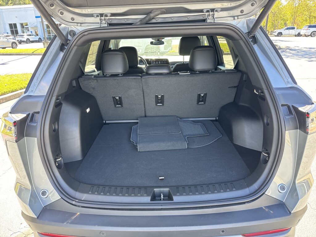 2027 Chevrolet Equinox FWD LT