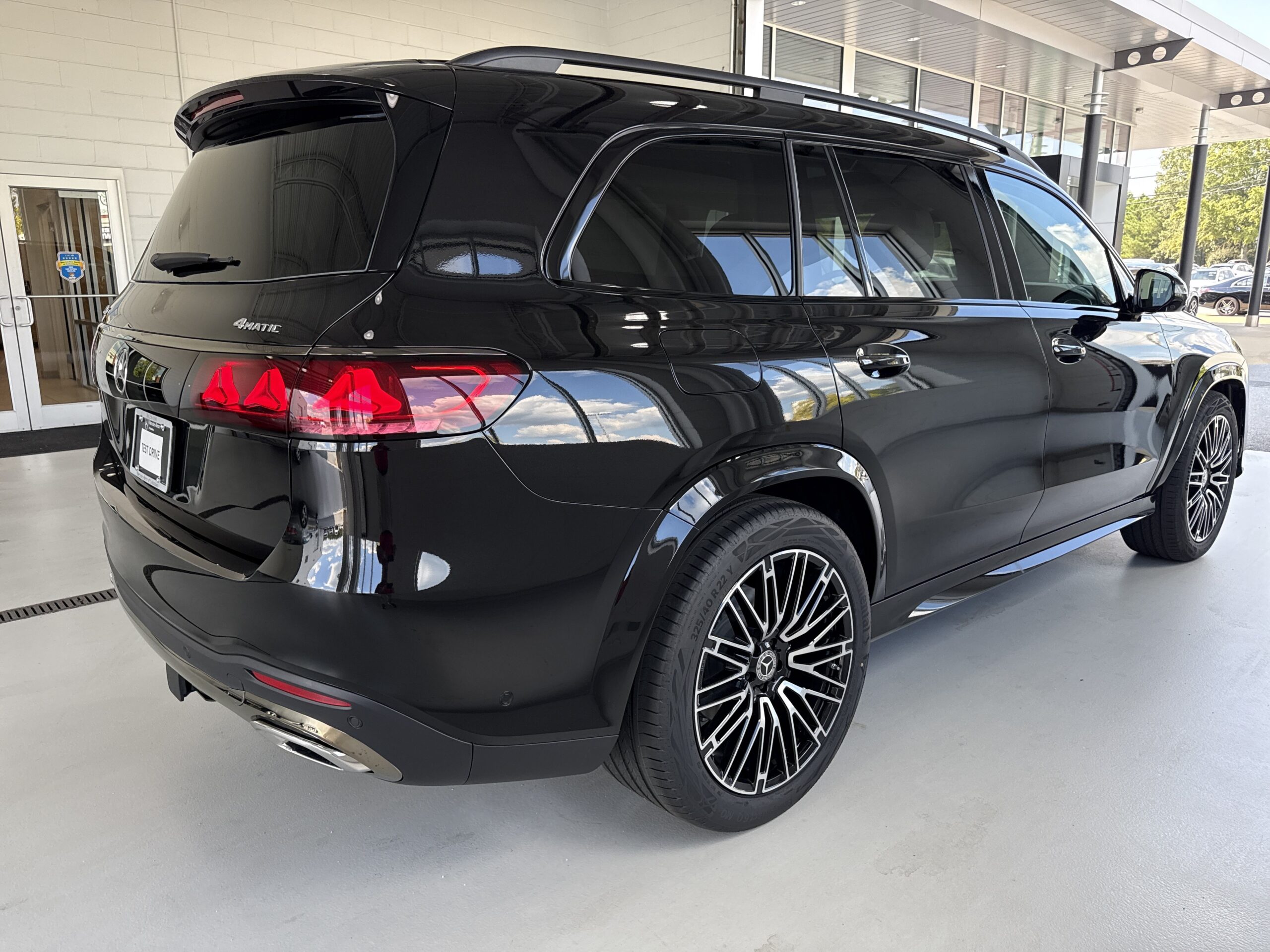2027 Mercedes-Benz  GLS 450