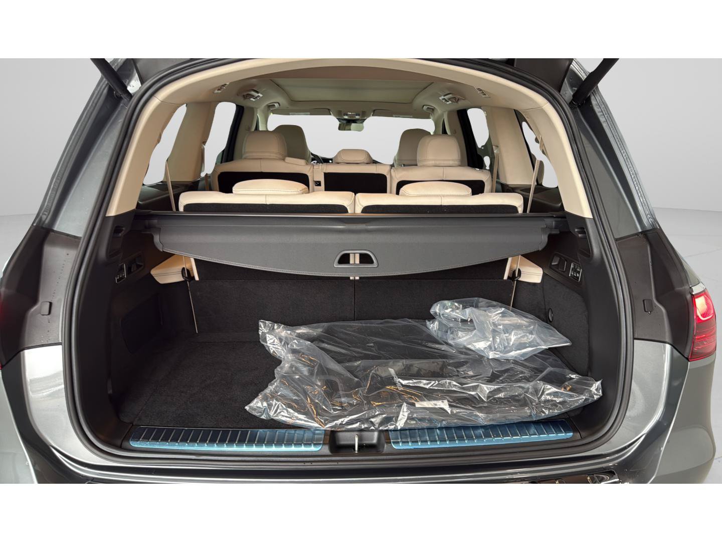 2026 Mercedes-Benz  GLS 450