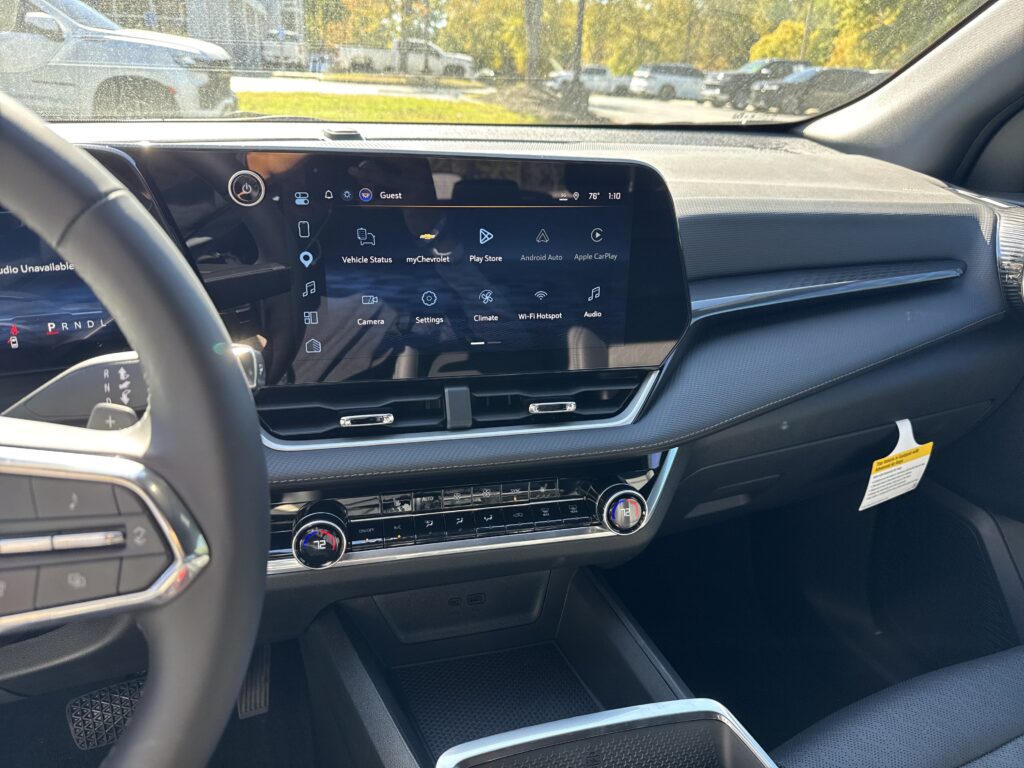 2027 Chevrolet Equinox FWD LT