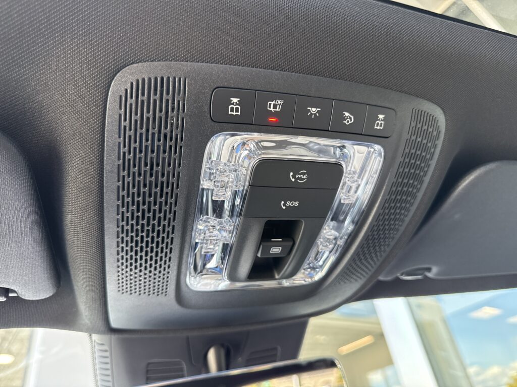 2026 Mercedes-Benz  GLB 250