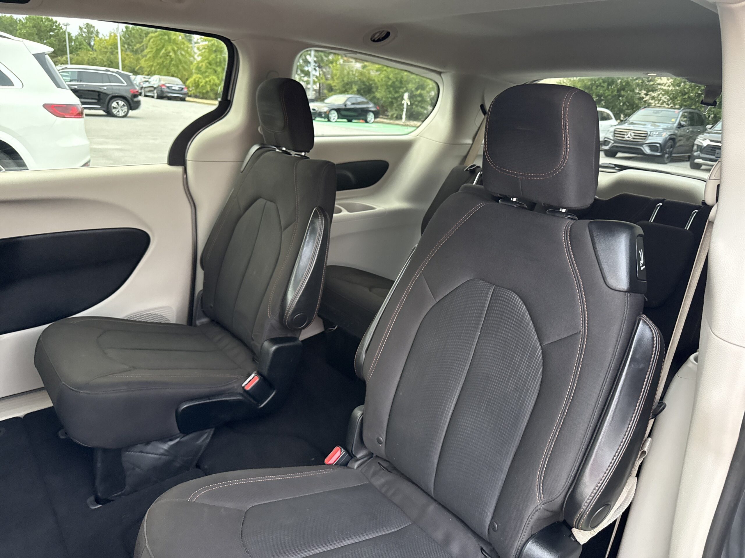 2017 Chrysler Pacifica LX