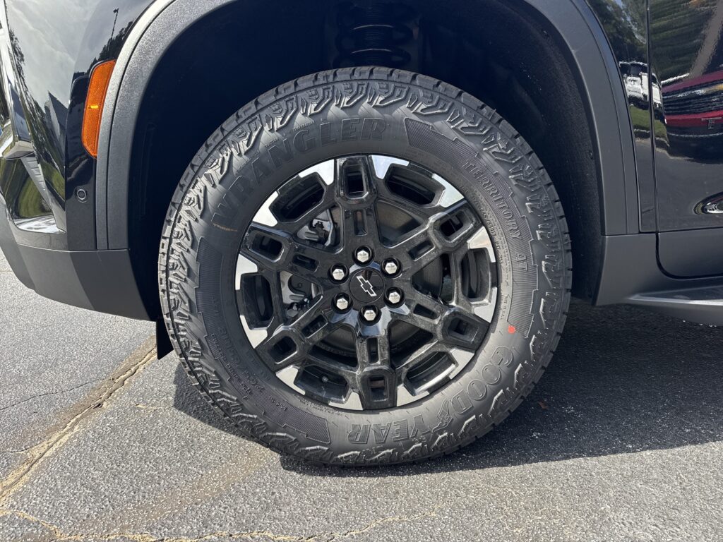 2027 Chevrolet Traverse AWD Z71