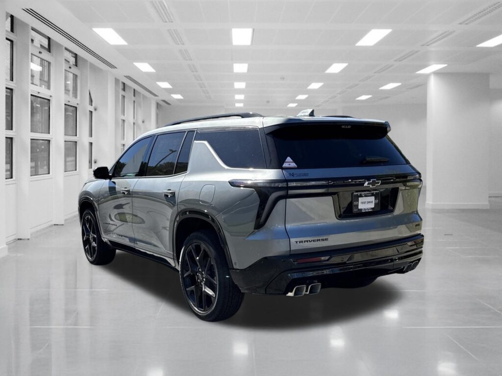 2026 Chevrolet Traverse FWD RS