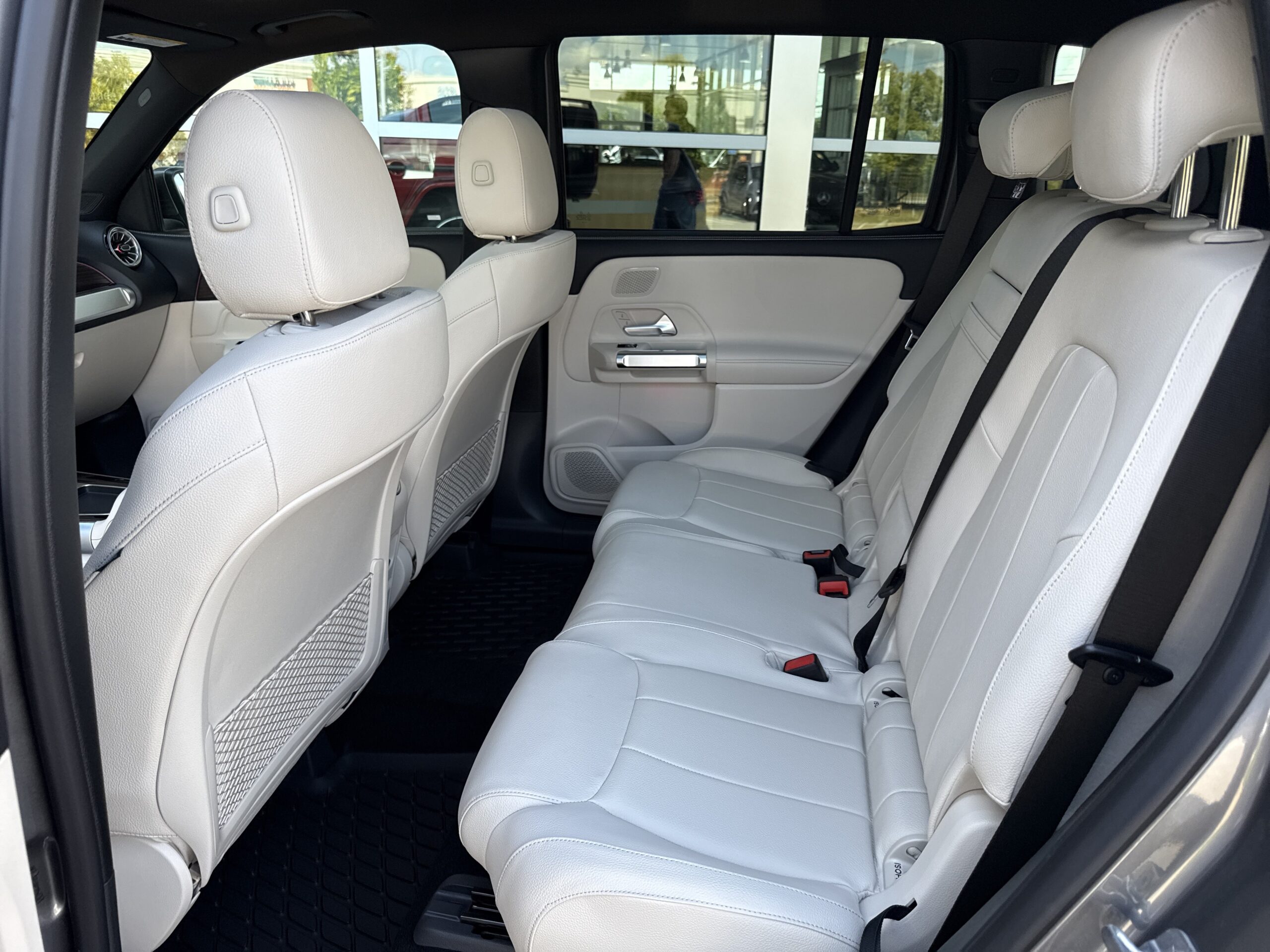 2026 Mercedes-Benz  GLB 250