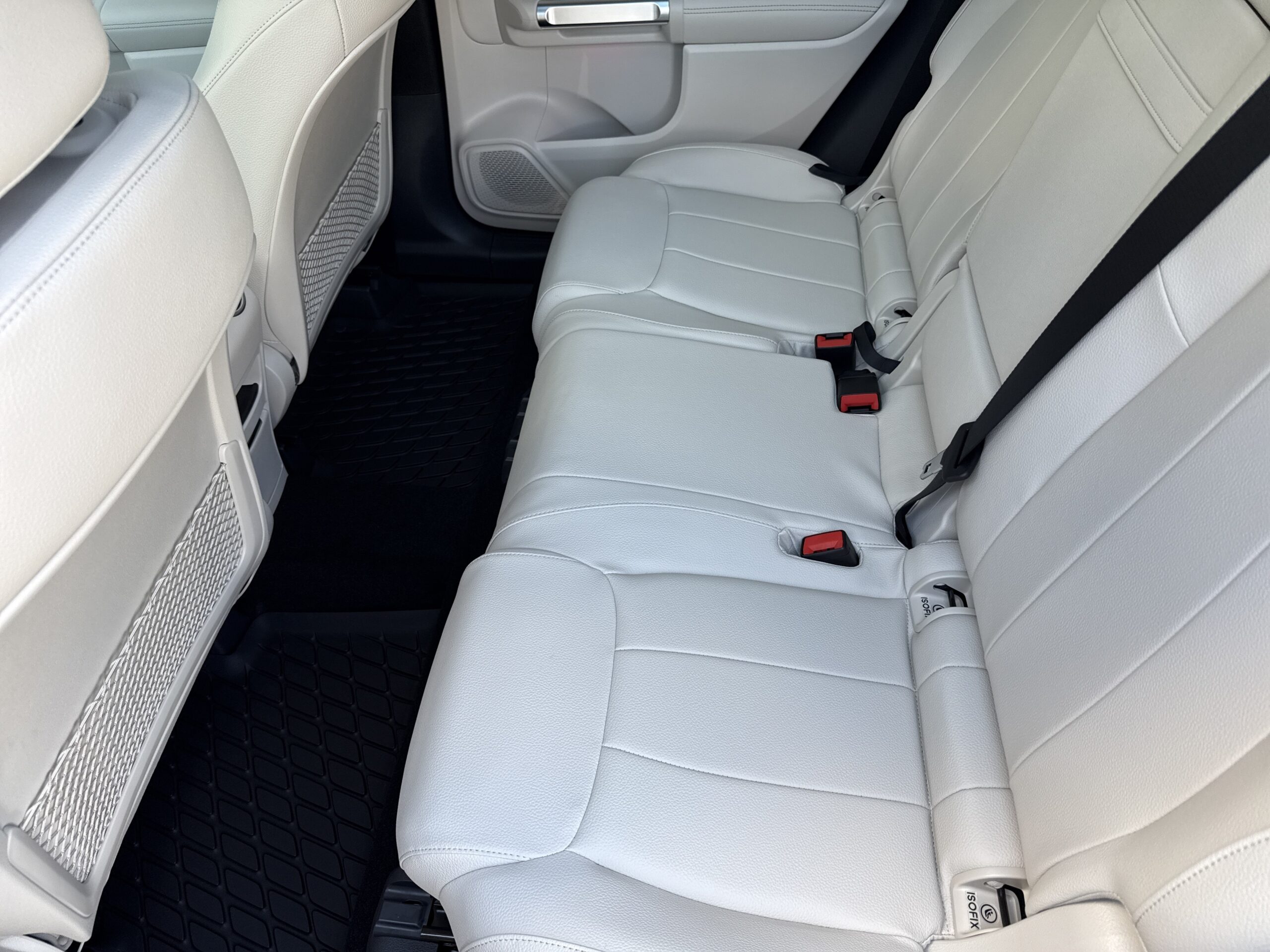 2026 Mercedes-Benz  GLB 250