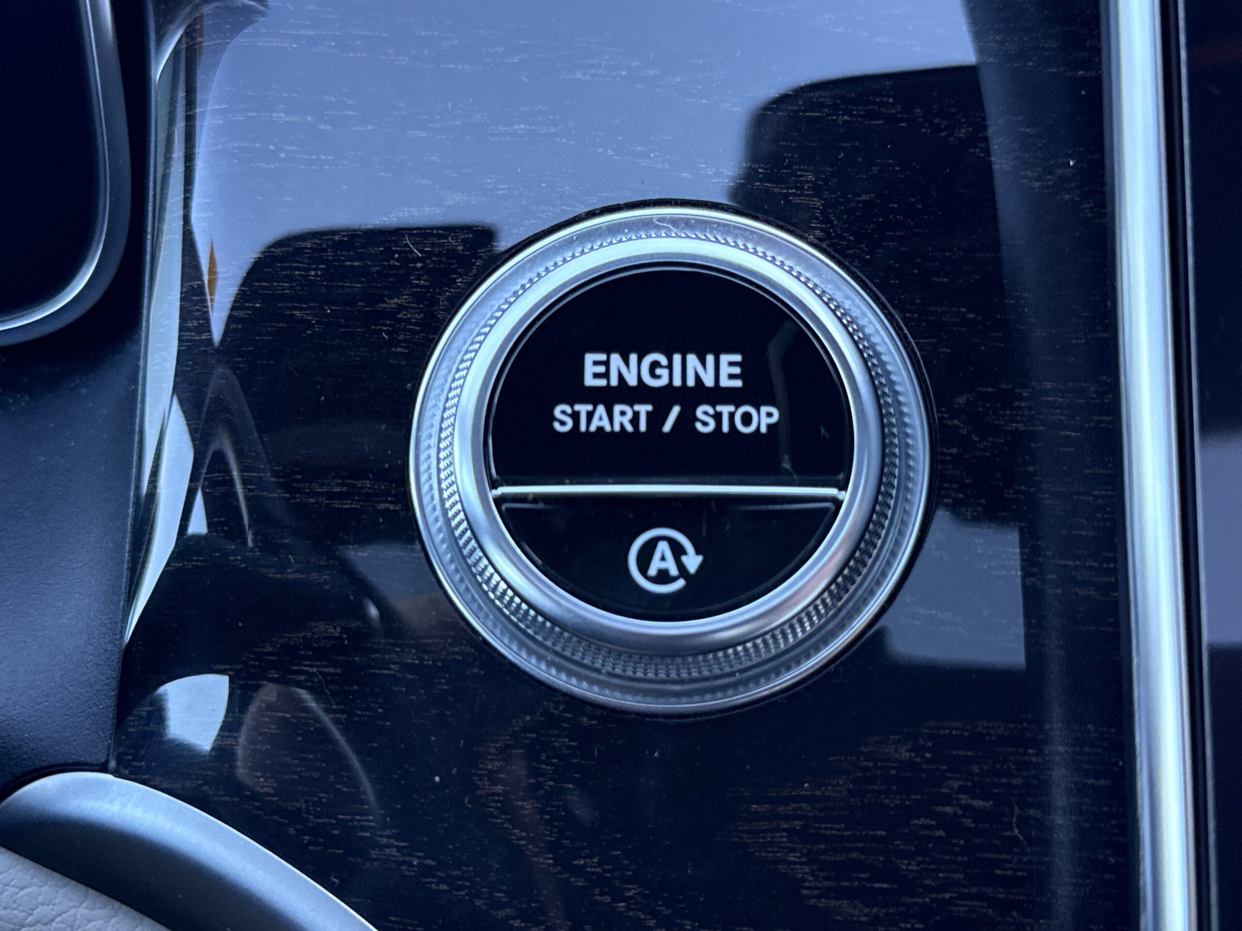 2024 Mercedes-Benz  GLC 300