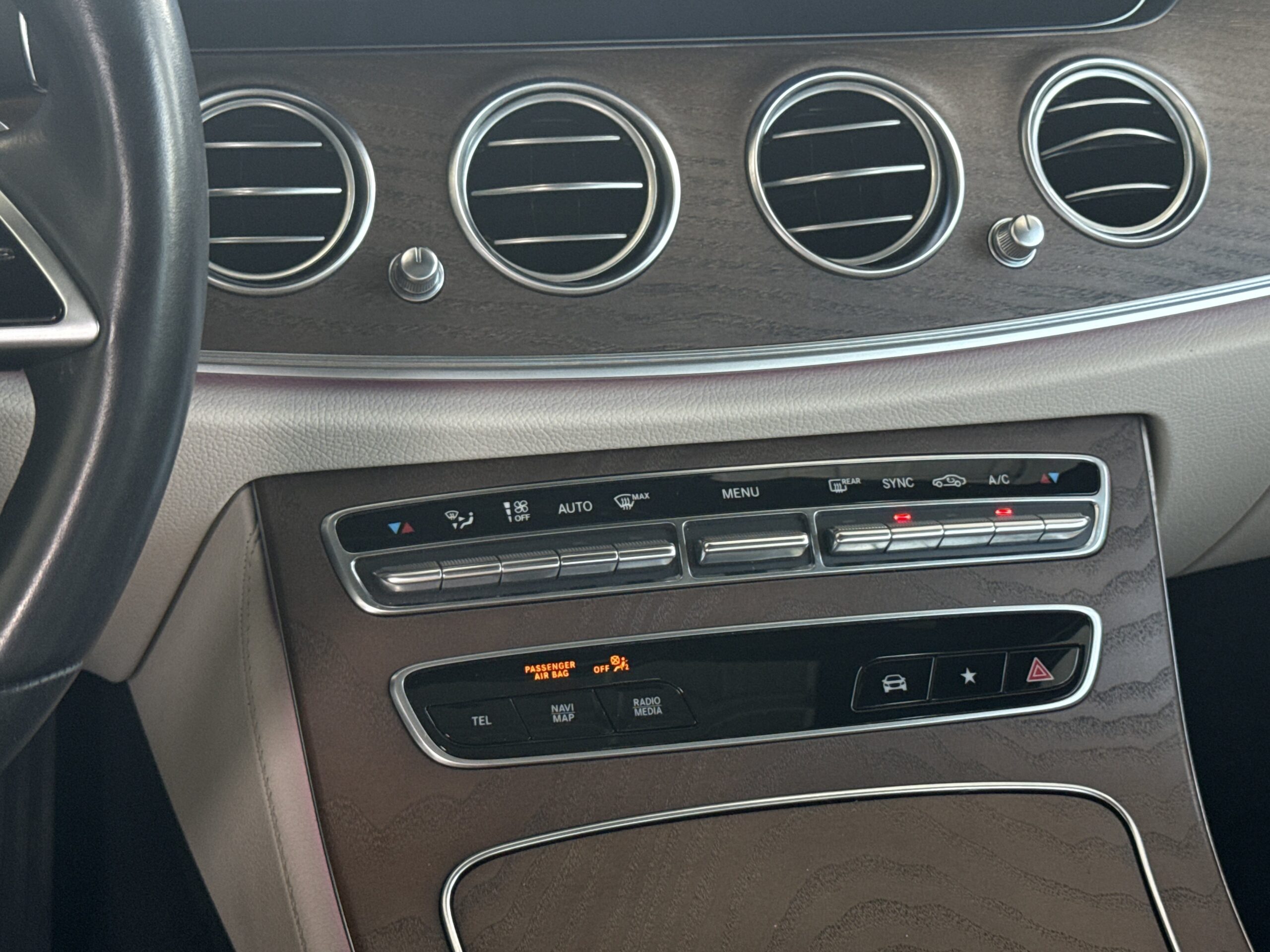 2022 Mercedes-Benz  E 350