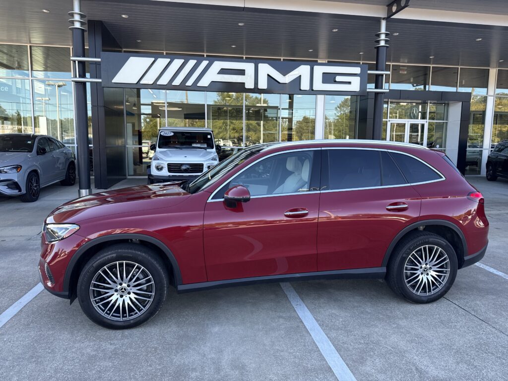 2024 Mercedes-Benz  GLC 300